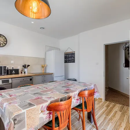 Feriehus Appartement T3 Avec Terrasse Aspiran