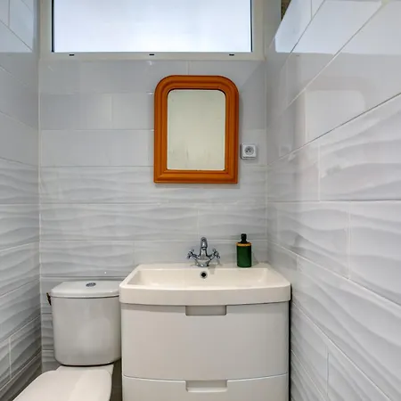 Appartement T3 Avec Terrasse Aspiran